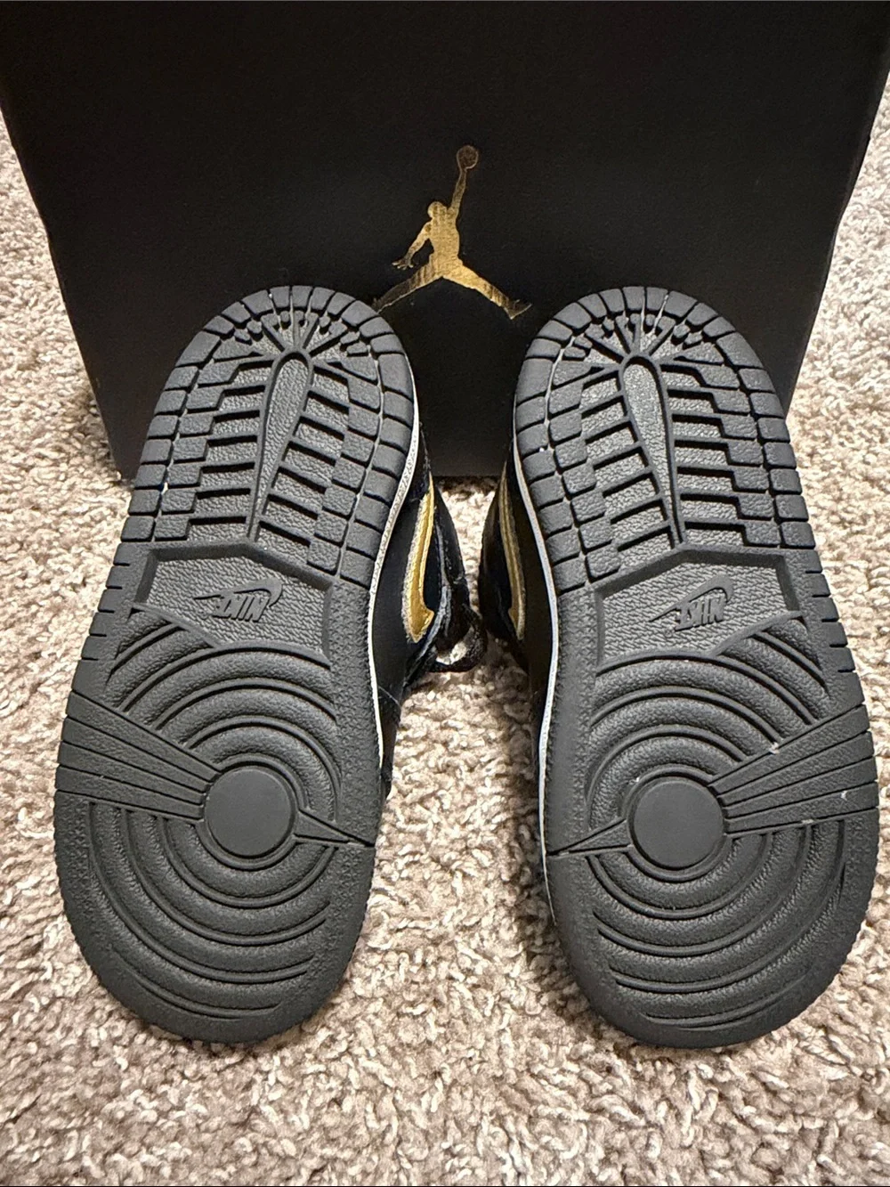Jordan 1 Mid - Toddler 8C